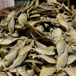 Trevally Dry Fish (ஓட்டம் பாறை கருவாடு)